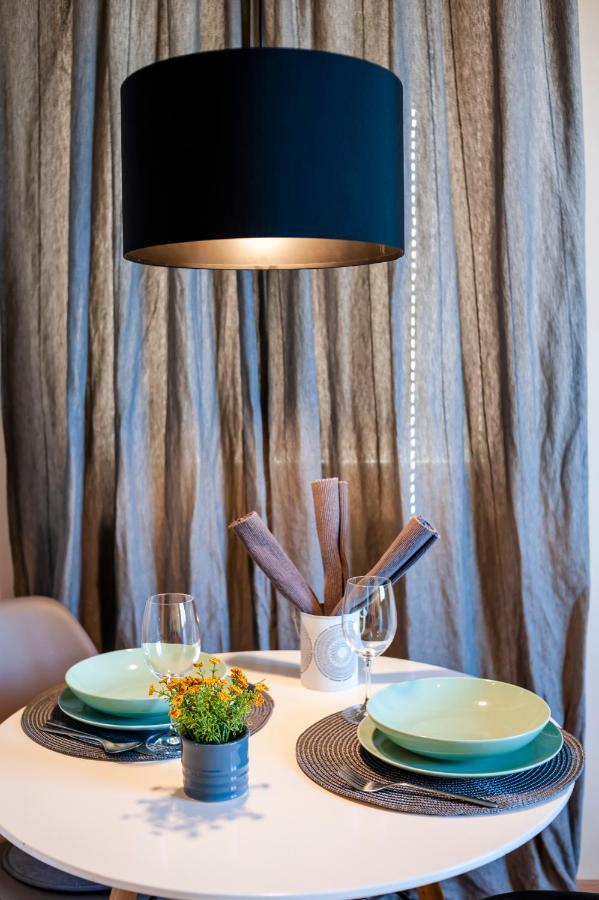 Room And Apartments Antea โรวีน ภายนอก รูปภาพ