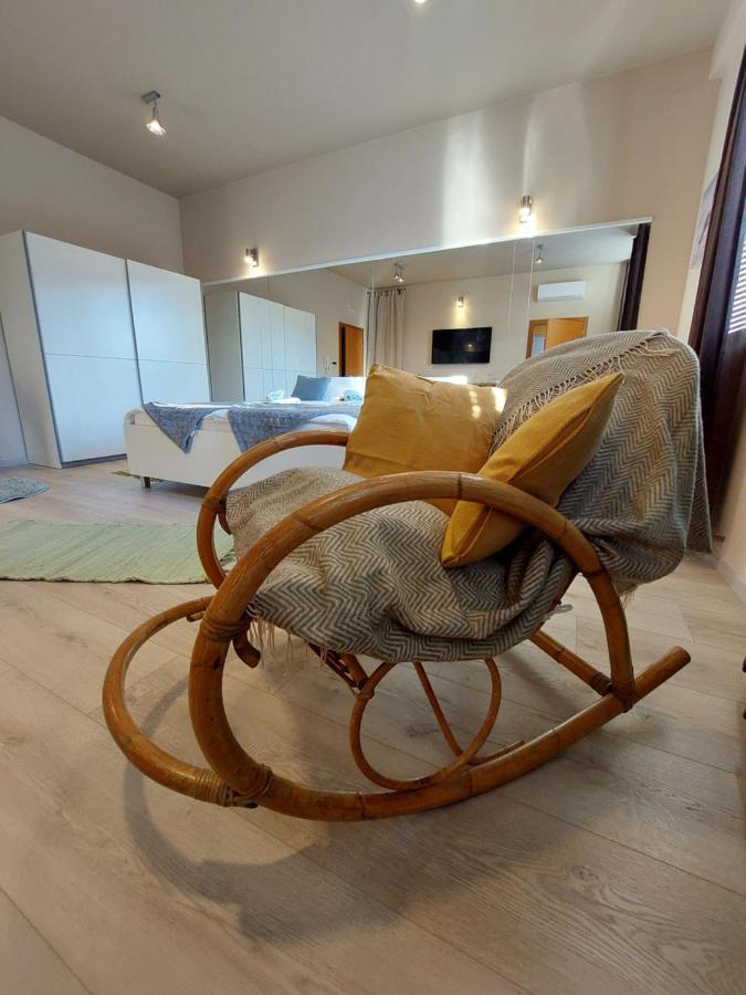 Room And Apartments Antea โรวีน ภายนอก รูปภาพ