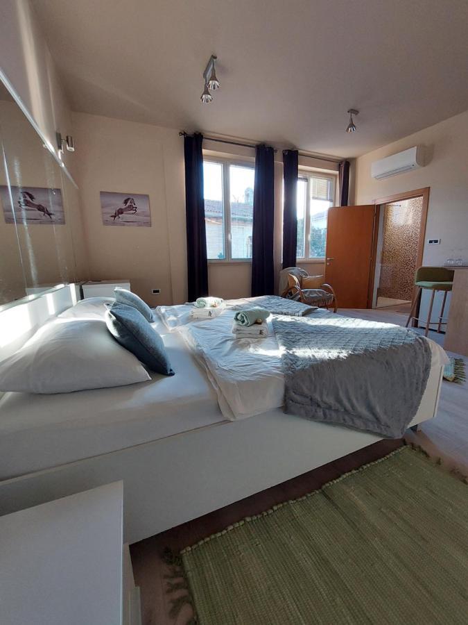 Room And Apartments Antea โรวีน ภายนอก รูปภาพ